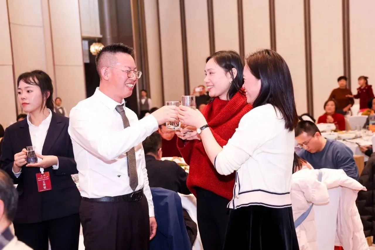 新闻动态丨祥瑞泰税务“祥瑞璀璨·泰然前行”十二周年庆典暨迎春晚会圆满举办