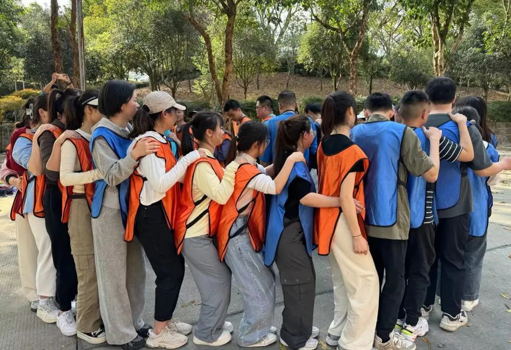 新闻动态丨祥瑞泰税务“披荆斩棘·聚力同行”素质拓展培训圆满成功