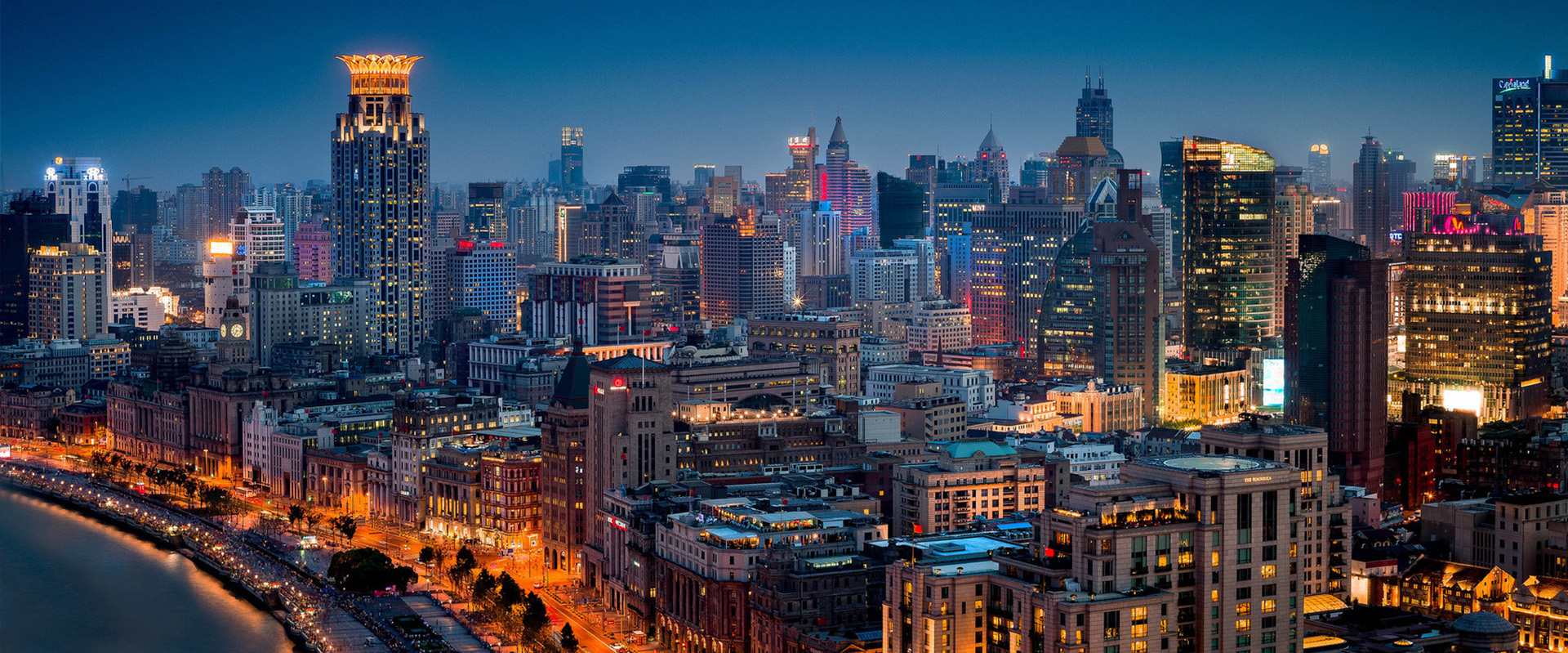 成为“西部领先、全国一流”的专业服务机构